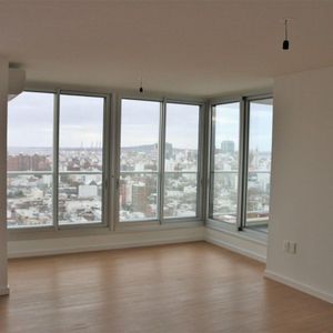 Apartamento 2 Dormitorios En Venta Con Renta, Incluye Garaje, Barrio Sur Aap7797926