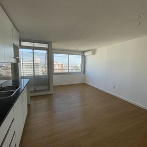 Apartamento 1 Dormitorio En Venta Con Renta, Incluye Garaje, Malvín Aap7798757