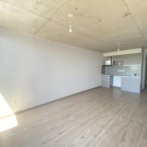 Venta Con Renta, Ideal Inversión. Monoambiente En Buceo, 3er Piso Con Vista Despejada