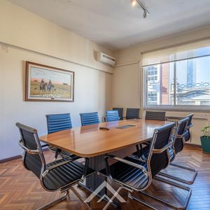 Alquiler Gran Oficina En Ciudad Vieja | 150 M² | Destacada Ubicación