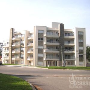 Punta Del Este -  En Venta - San Rafael - 3 Dormitorios 2 Baños Parrilla Piscina Jardín Parrillero