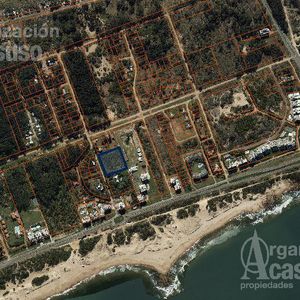 Terreno - Playa Brava - 10.000 M2