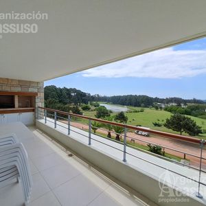 Departamento En Playa Mansa