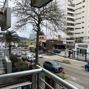 Apartamento En Venta 2 Dormitorios 2 Baños 3 Terrazas Al Frente Puerto Del Buceo 