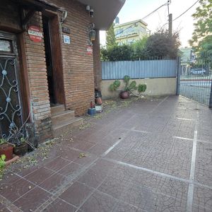 Venta De Casa 3 Dormitorios, Padrón único Con Garaje, En Parque Batlle