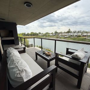 Divino Apartamento En Alquiler En Parque Miramar