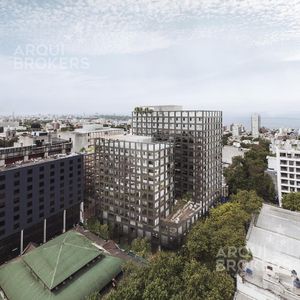 Apartamento De 2 Dormitorios En Venta En Centro - 804a