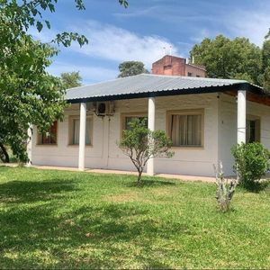 Venta De Casa Principal Y 4 Bungalows En Un Mismo Padron En Termas Del Daymán, Salto