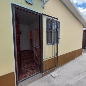 Alquiler Casa 2 Dormitorios En Peñarol Parrillero