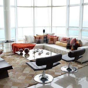 Venta. 3 Dormitorios Torre Aquarela, Playa Mansa Parada 18, Punta Del Este.
