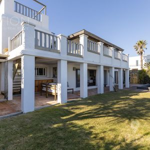 Casa En Alquiler En José Ignacio - Lho4276301