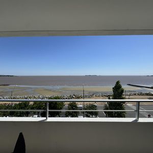 Apartamento En Venta Frente Al Río En Colonia | Terraza Con Parrilla Y Cochera