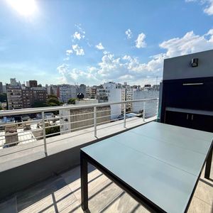 Venta Penthouse Pocitos Dos Dormitorios Terraza Garage X2