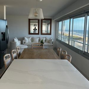 Apartamento 4 Dormitorios Playa Brava Punta Del Este