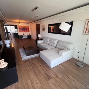 Alquiler, Pocitos: 4 Dorm, 3 Baños, Terraza Y Losa Radiante