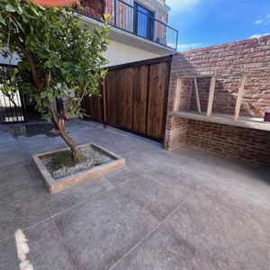 Apartamento Monoambiente A Estrenar En La La Teja Con Amplio Patio Con Parrillero