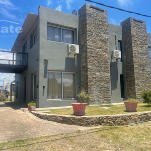 Venta De 2 Casas En Punta Del Diablo Rocha