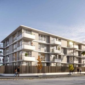 Apartamento 2 Dormitorios Con Garaje En Piriápolis, Maldonado A Metros De La Playa