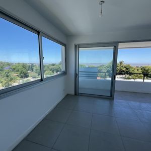 Departamento Venta Dormitorio Con Vista Al Rio En Colonia