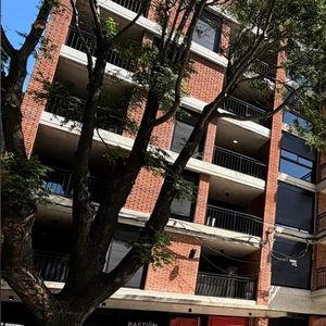 Venta De Excelente Apartamento Amueblado De 2 Dormitorios Frente A Terminal Tres Cruces Por Usd 197.000