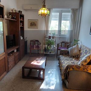 Venta Apto. 2 Dorm. Al Frente Soleado