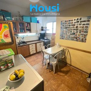 Venta Apartamento 2 Dormitorios A Pasos De La Rambla En Parque Rodó 