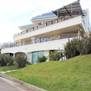 Venta Y Alquiler De Temporada 3 Dormitorios Manantiales