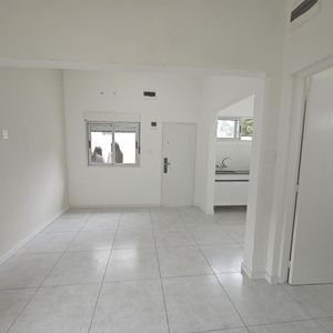 Venta Monoambiente En Complejo Cerrado- Carrasco Norte