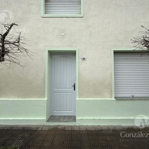 Casa En Cagancha Casi Esquina Uruguay