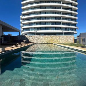 Apartamento En Alquiler 1dormitorio A Estrenar Ventura. Con Cochera Incluida. Carrasco Tower.