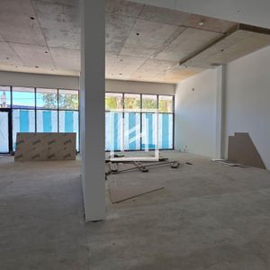 Los Olímpicos (002) - Alquiler Local Comercial En La Blanqueada - ¡a Estrenar!