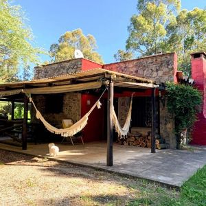 Venta/alquiler De Chacra En Colonia, Con Parque Arbolado Y Playa Cerca