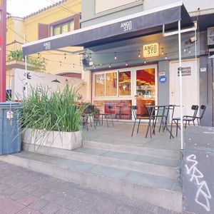 Venta De Llave, Local Gastronómico Sobre Luis A De Herrera Casi Rambla, Pocitos 