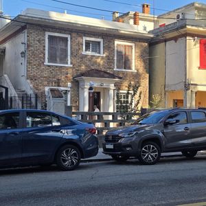 Ellauri Y Joaquin Nuñez, 307 M2 Construídos, Terreno De 335 M2 , Frente 9 Mts !!