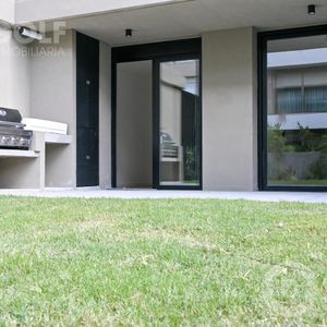 Alquiler De Apartamento De 1 Dormitorio Con Parrilla Y Cochera Doble En Trento- Barrio Parques