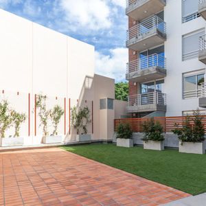 Apartamento De 2 Dormitorios En Venta En  Tres Cruces