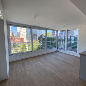 Venta De Apartamento En Joy Montevideo, 2 Dormitorios, 2 Baños Y Toilette. Variedad De Amenities