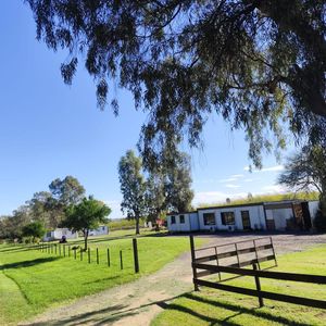 Chacra De 1ha Con Construcciones A 500 Metros De Ruta 55 , Conchillas