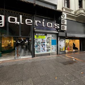 18 De Julio Esq. Rio Negro 40 M2, Boca De Galeria!!