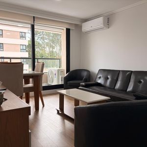 Venta Apartamento De 1 Dormitorio Sobre Av. Roosevelt, Punta Del Este