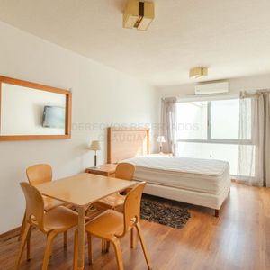 Venta Apartamento Monoambiente Pocitos Arazati Y Av. Brasil