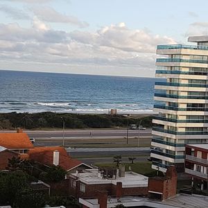 Apartamento En Alquiler Temporario Playa Brava