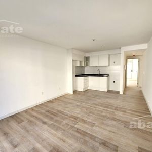 Alquiler Apartamento 2 Dormitorios En Cordón Sur, Montevideo