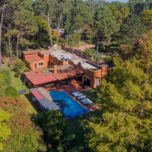 Casa En Parque Burnett