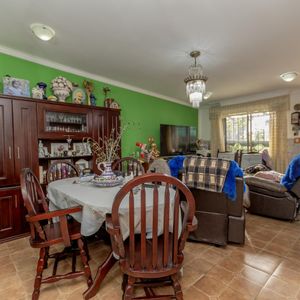 Casa 2 Dormitorios + Apartamento