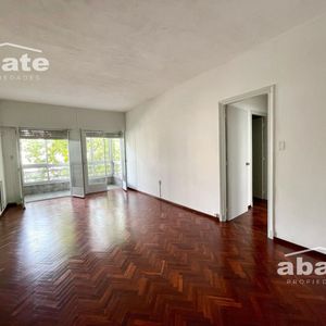 Alquiler Apartamento 2 Dormitorios Más Escritorio, 2 Baños - Centro