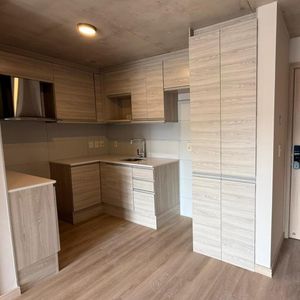 Venta Apartamento 1 Dormitorio En Tres Cruces – Sexto Piso Al Frente – Entrega Inmediata – Acepta Banco