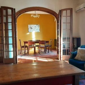 Alquiler Apartamento 3 Dormitorios 2 Baños 126m2. Edificio Patrimonial En Ciudad Vieja