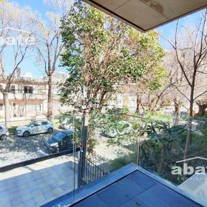 Apartamento 1 Dormitorio, Escritorio Y Garage, En Pocitos Nuevo