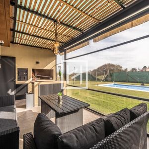 Casa En Pilar De Los Horneros 